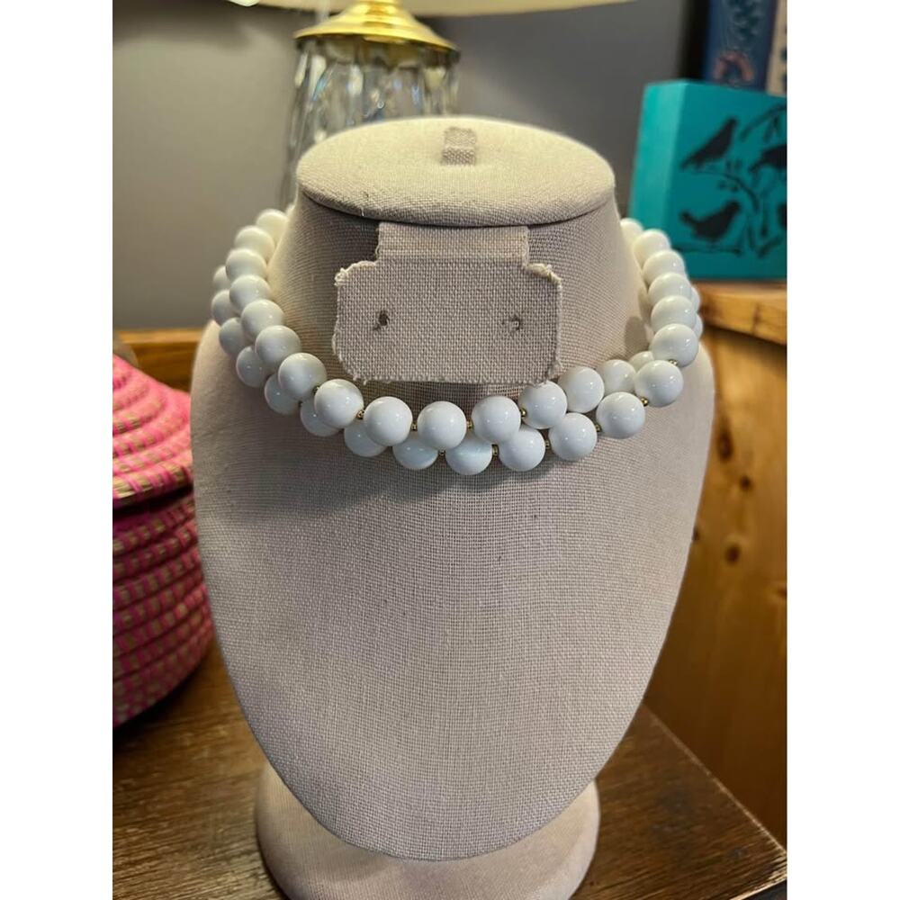 vintage 1960s beaded 30 inch necklace. Costume. Acrylic beads